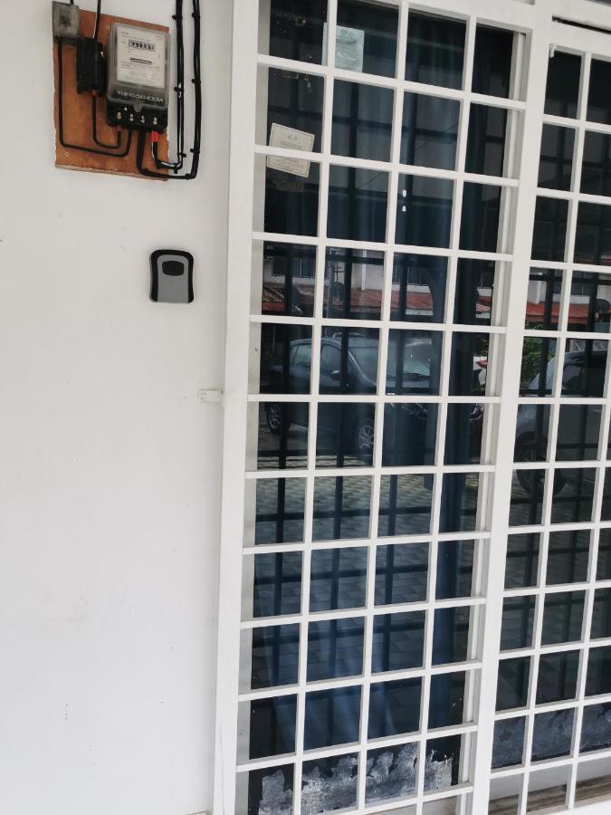 Nj_Homestay@Kkia/Petagas Kk Kota Kinabalu Exterior foto